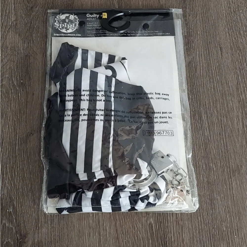 Spirit Halloween Guilty Inmate Costume Medium/Large 10-14 - Picture 3 of 6